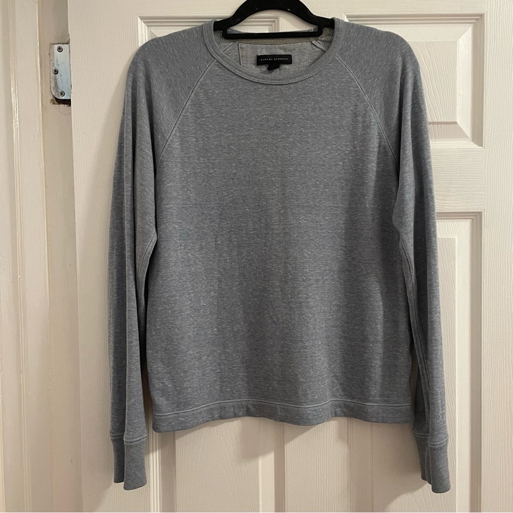 Banana Republic Light Crewneck Knit Sweater Top Long sleeve Blue Gray